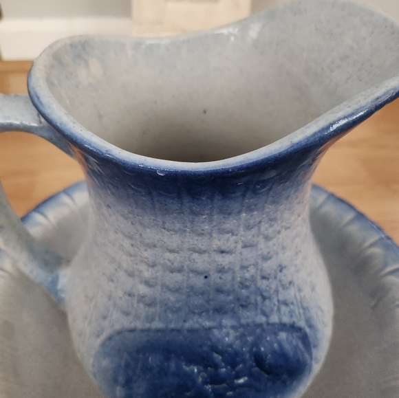 Early 1900's pitcher and basin bath set, AE Hull salt glazed, blue and white - Picture 6 of 7